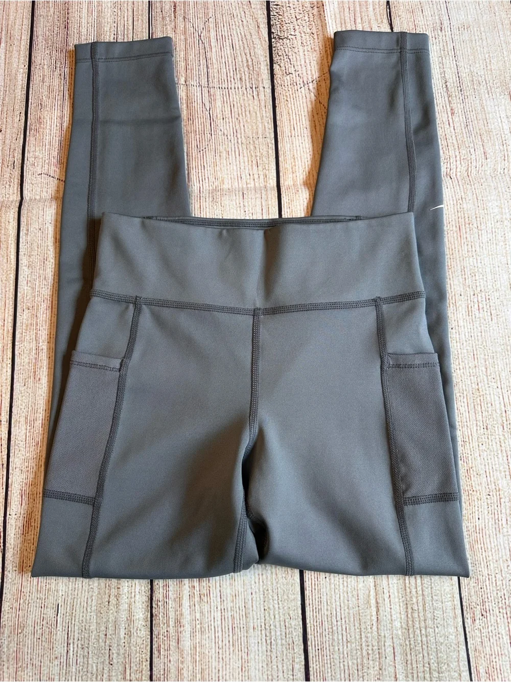 Nike Girls Dri-FIT High Rise Pocket Leggings Gray Size Small
